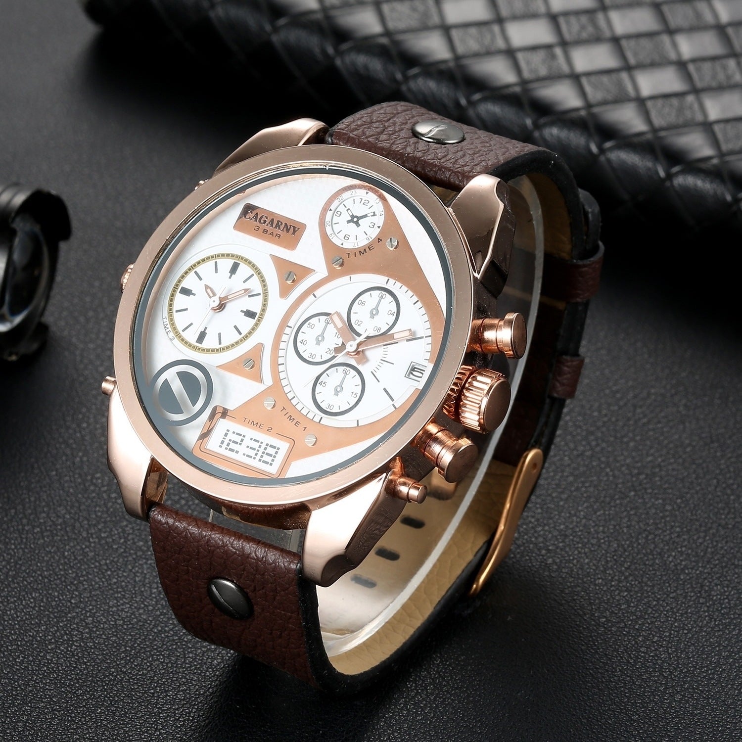 Men's Watch Quartz Calendar Belt Sports