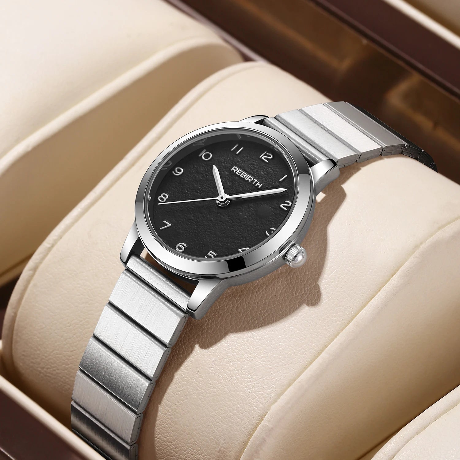 Simple, Casual, Exquisite, Compact and Versatile Quartz Watch