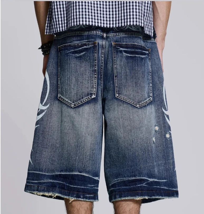 2025 New Gothic Flame Print Used in Old Washing and Worn Five-point Jeans Men's Fashion Street Fashion Harajuku Y2K Baggy Jeans