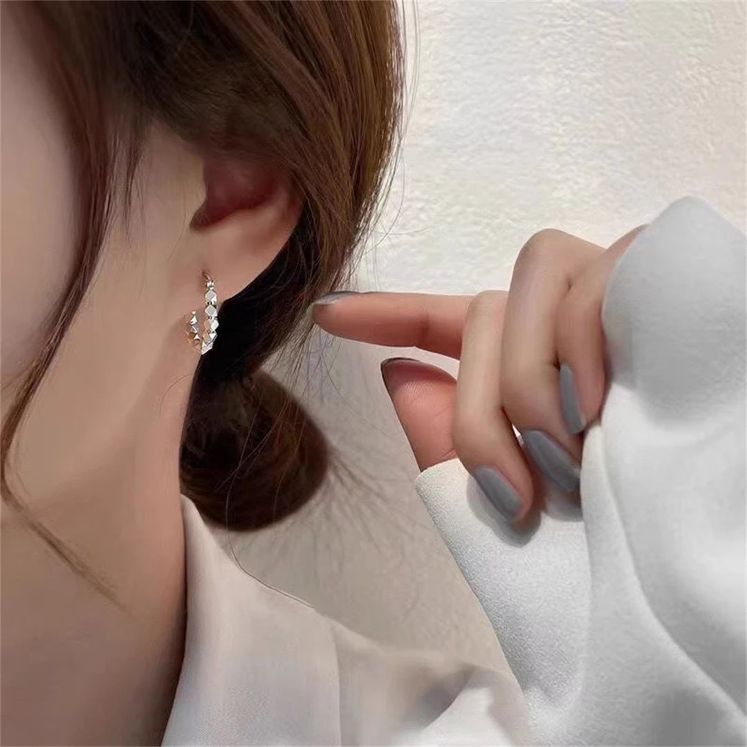 925 Sterling Silver Hot Sale hoop Earrings Simple Light Luxury Temperament Exquisite Hot Semale Sexy Jewelry Gift