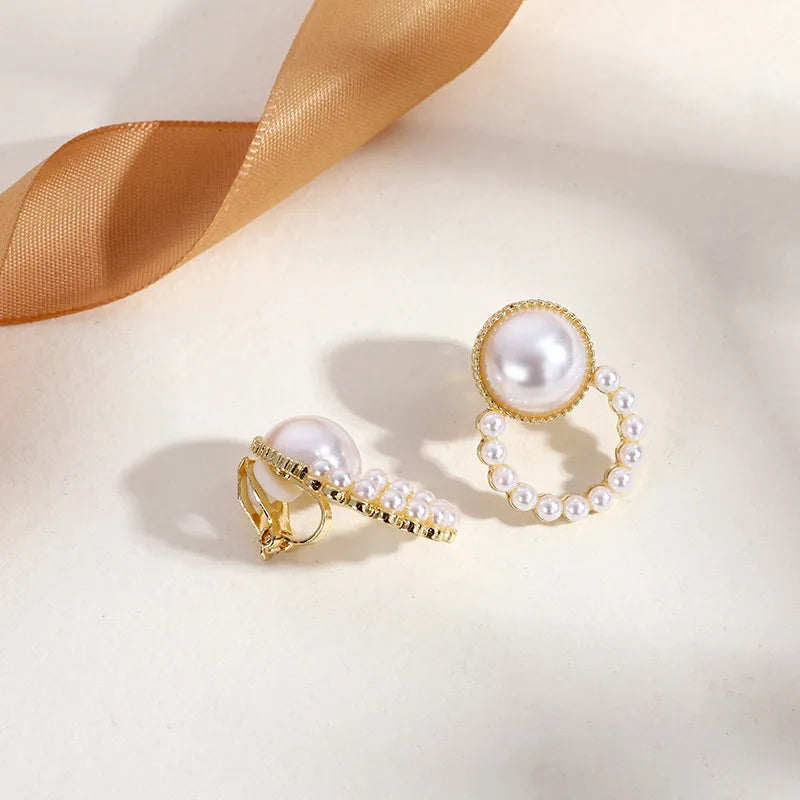 GRACE JUN New Arrival Clip on Earrings for Women's Fashion Pearl Enamel No Pierced Earrings Gold Color Cuff Earrings Ear Clip