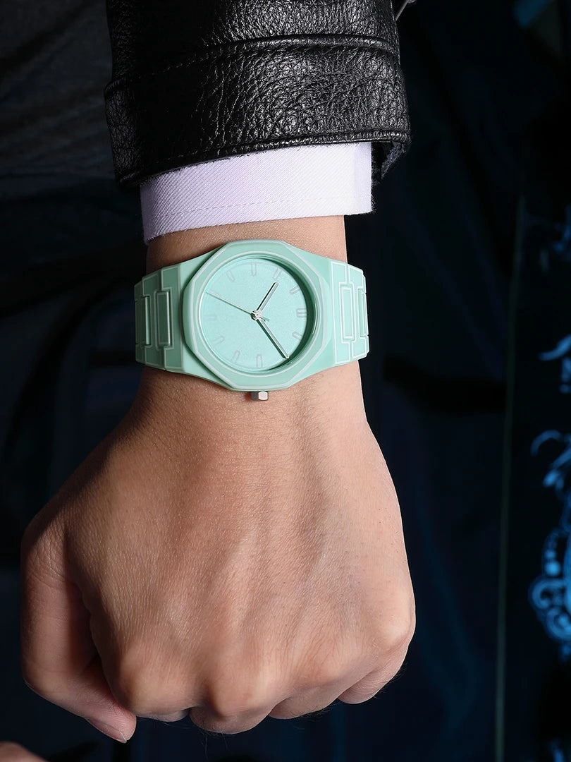 Luxury Men Watch Men's Quartz Wristwatch Minimalist Black White Dial Male Sports Reloj Silicone Rubber Strap Man Unusual Clock