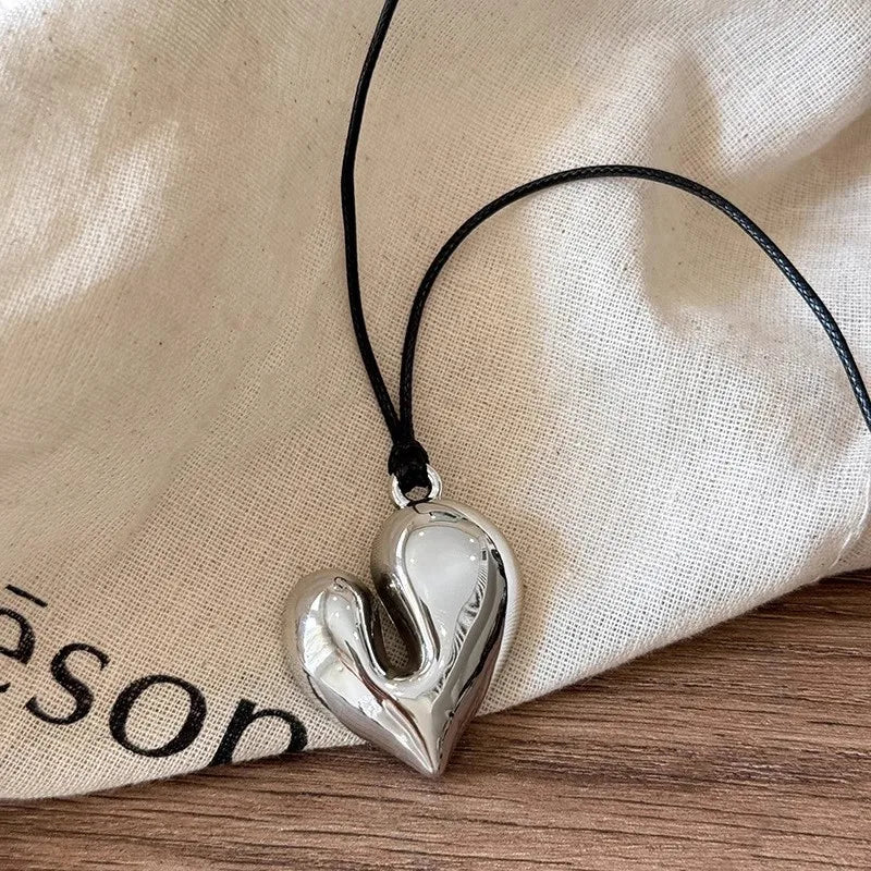 New Heart Pendant Necklace for Women Men 85CM Adjustable Pull-out Sweater Chain Fashion Jewelry Accessory Gift