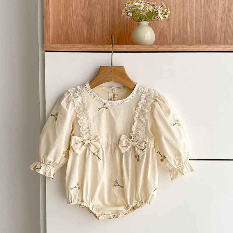 Autumn Newborn Baby Girls Jumpsuit Long Sleeve Cotton Flower Embroidery Toddler Baby Girl Bodysuits Baby Girls Clothes Lace bow