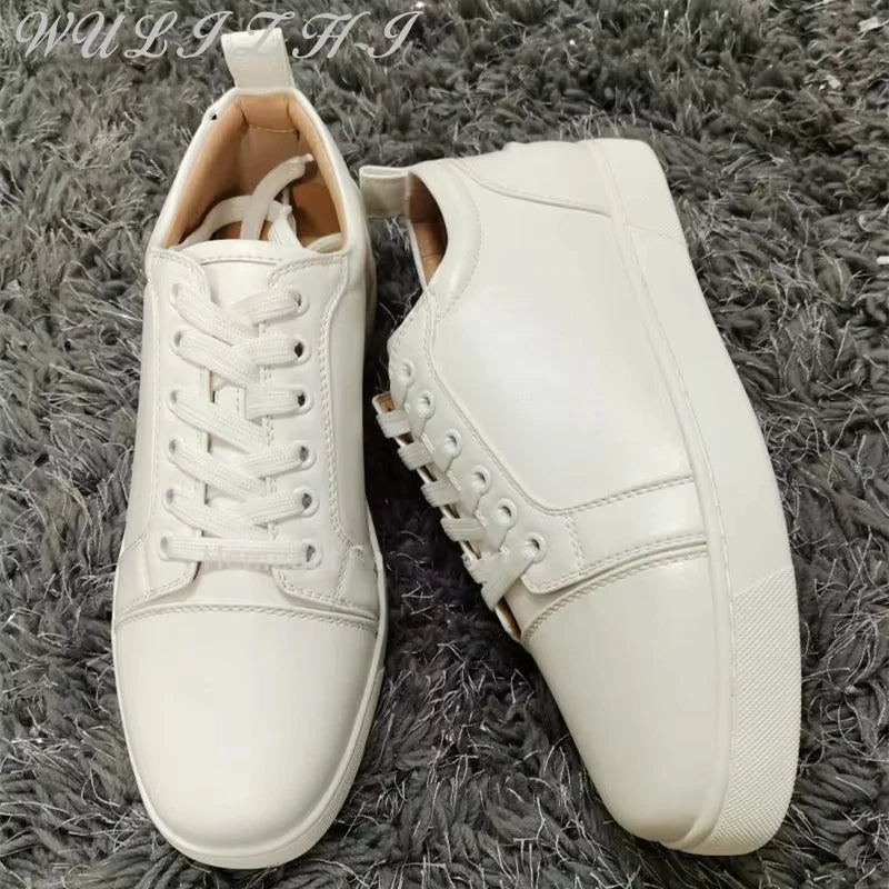Women's Casual Rivet Flat Soled Lace Up Low Sneakers White Light Comfortable Couple Shoes Autumn Non Slip Men's Running Shoes