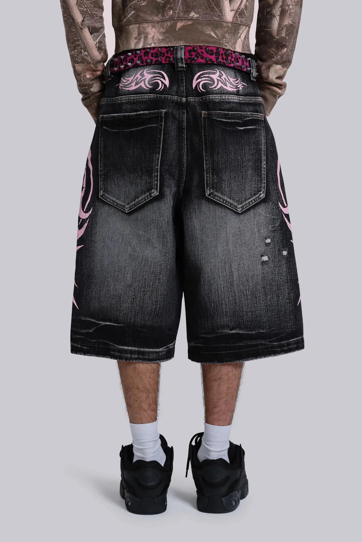 2025 New Gothic Flame Print Used in Old Washing and Worn Five-point Jeans Men's Fashion Street Fashion Harajuku Y2K Baggy Jeans