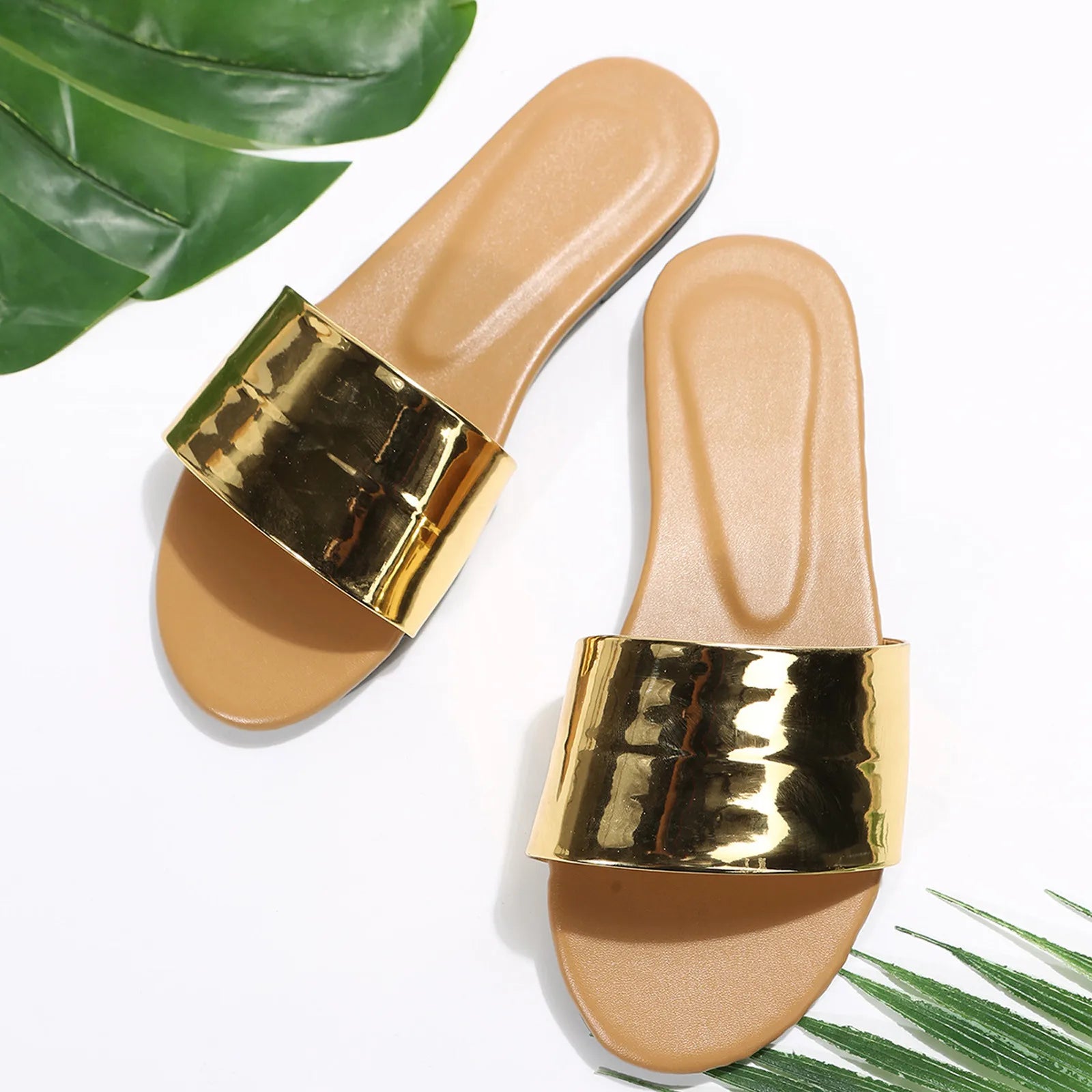 Gold Leather Slippers Women Sexy Low Heels Flip Flops Fashion Luxury Outdoor Sliders Casual Sandals Zapatos Flat Shoes for Women