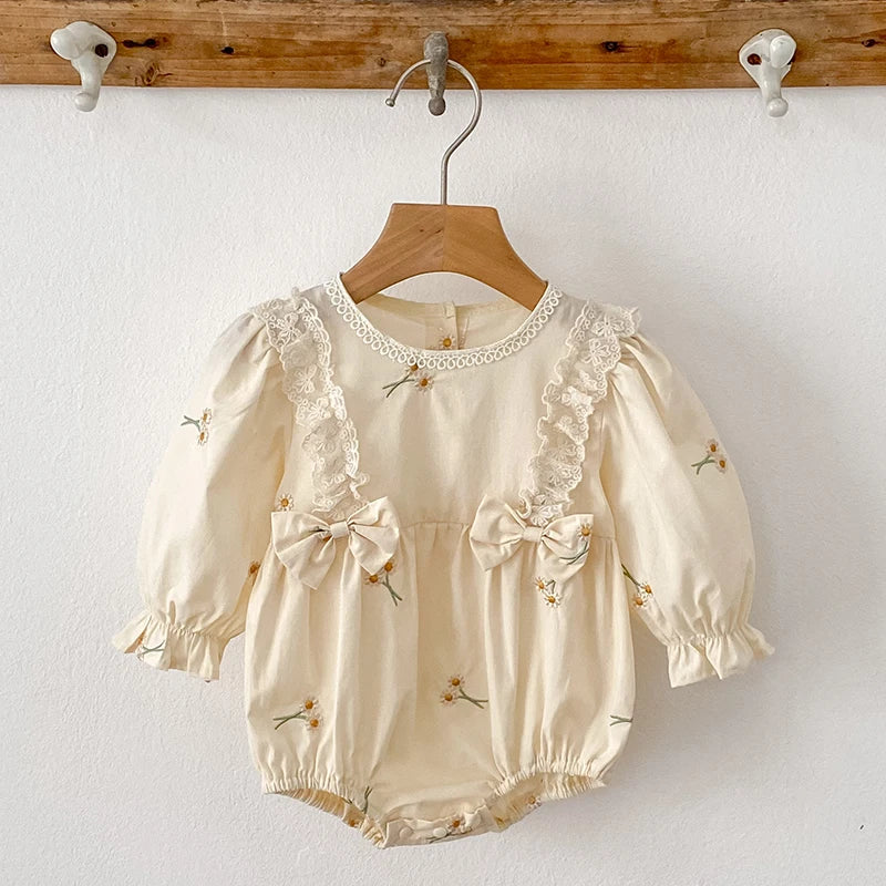 Autumn Newborn Baby Girls Jumpsuit Long Sleeve Cotton Flower Embroidery Toddler Baby Girl Bodysuits Baby Girls Clothes Lace bow