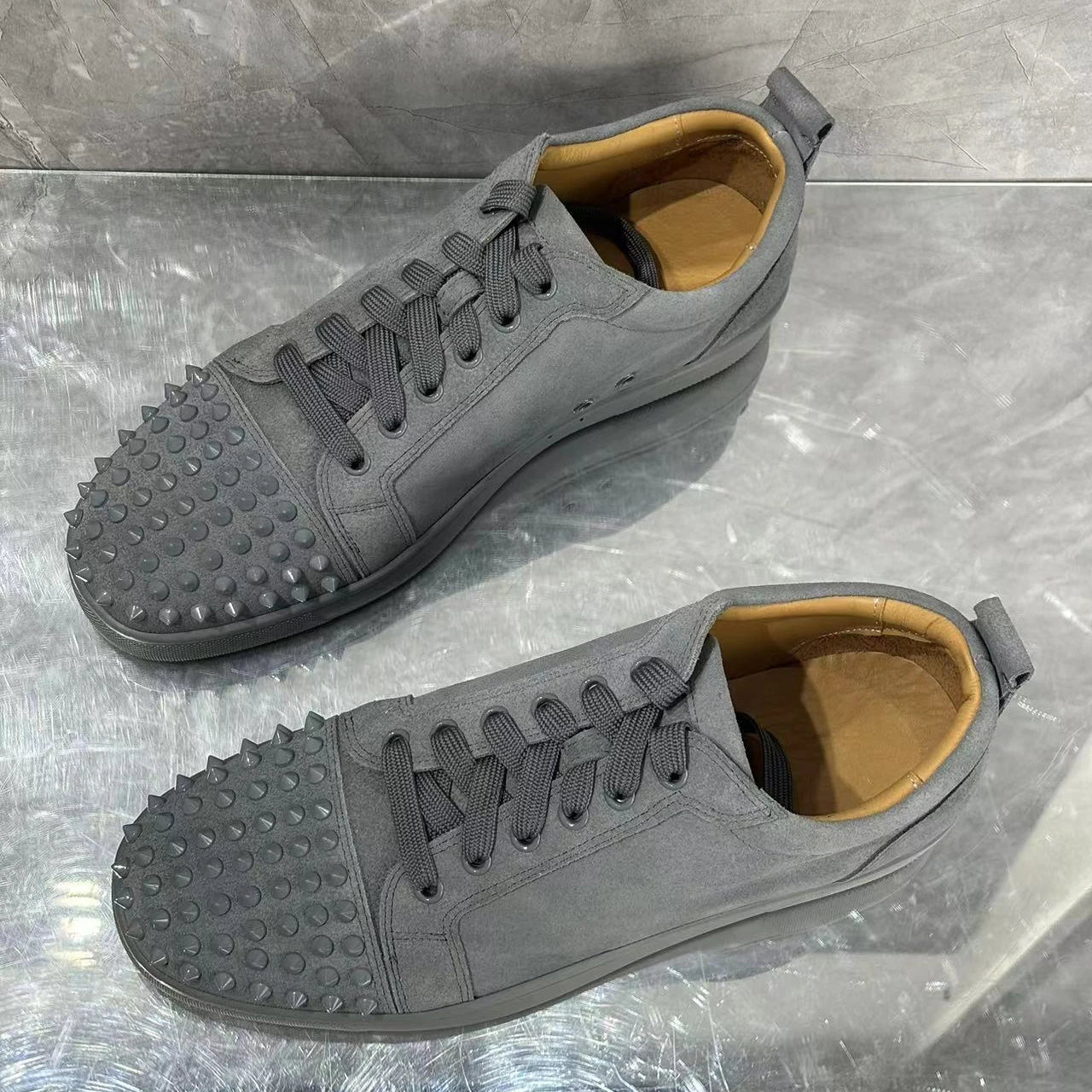 Men Rivet Casual Shoes Couple Sneakers Red Suede Round Toe Lace-Up Flats Summer Genuine Leather Platform Outdoor Walking Shoes