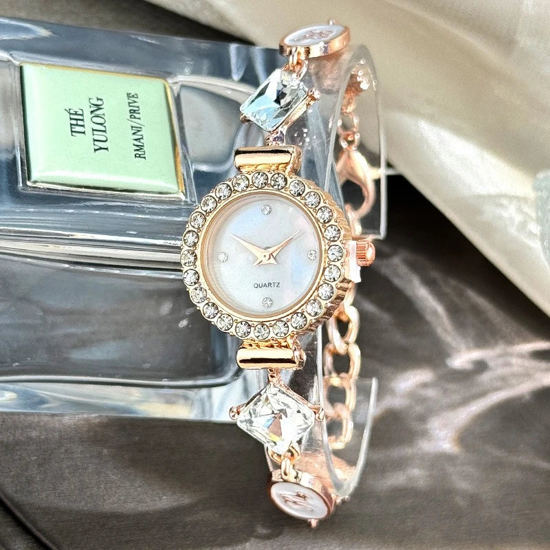 Trendy Letter Chain Women's Bracelet WristchWatch Adjustable Fashion Female Elegant Quartz Watch Montre Femme Luxe