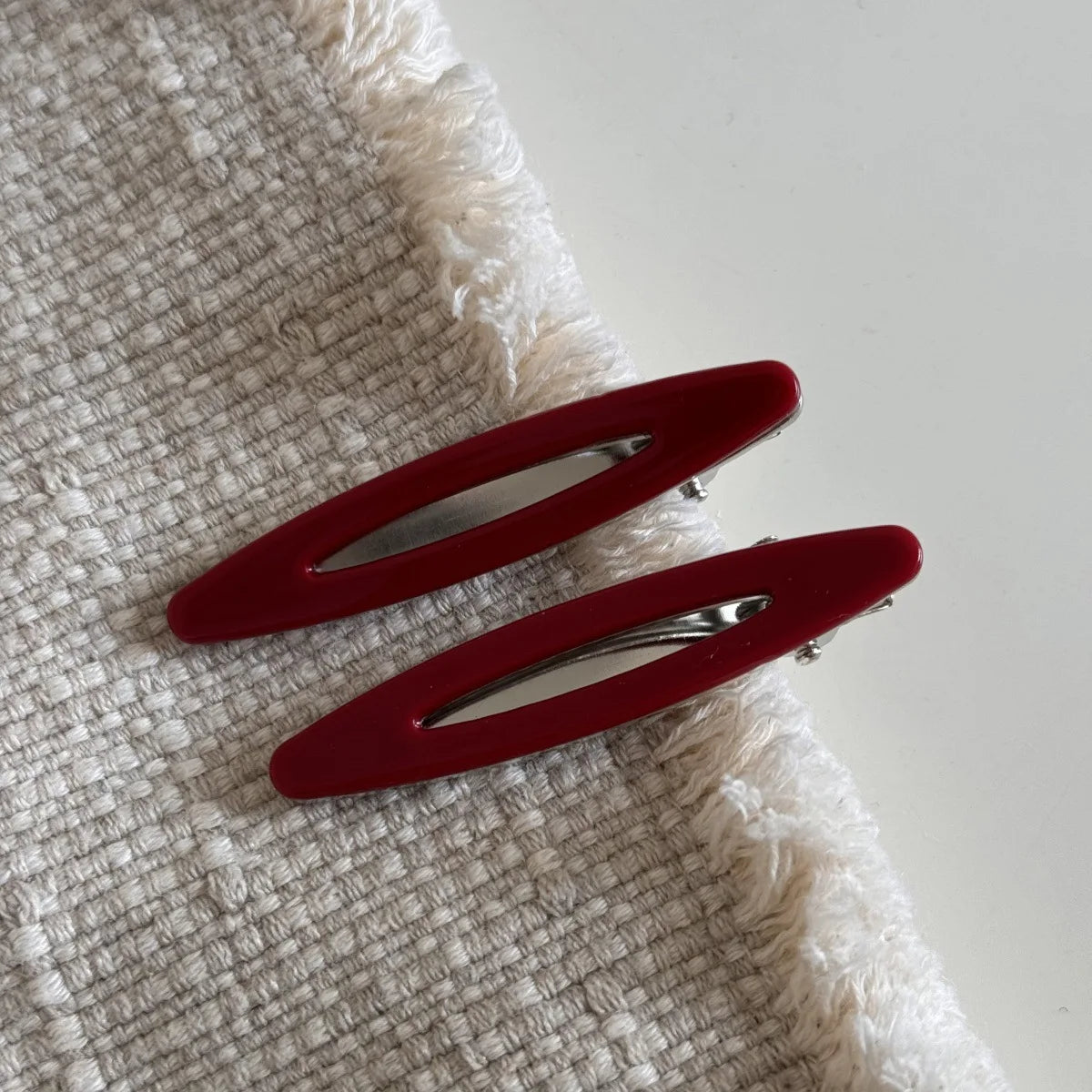 2pcs/set Acetate Hair Clips Hollow Out Oval Bangs Duckbill Clips Geometric Barrettes Side Hairpins Women Girls Hair Accessories