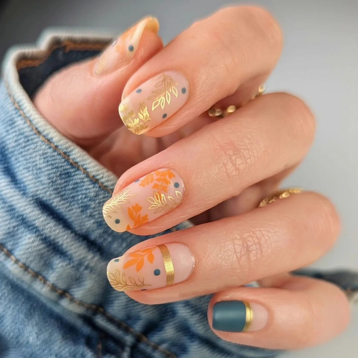 24pcs Simple Nails Fake Press On Art Reusable Adhesive False Supplies Charms Products Stylist Decorated False Nails Design