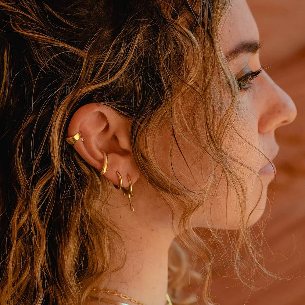 4 Sizes Chunky Water Droplet Open Hoop Earrings Irregular 18K Gold Plated Drops Smooth Stackable Cartilage Piercing Earrings